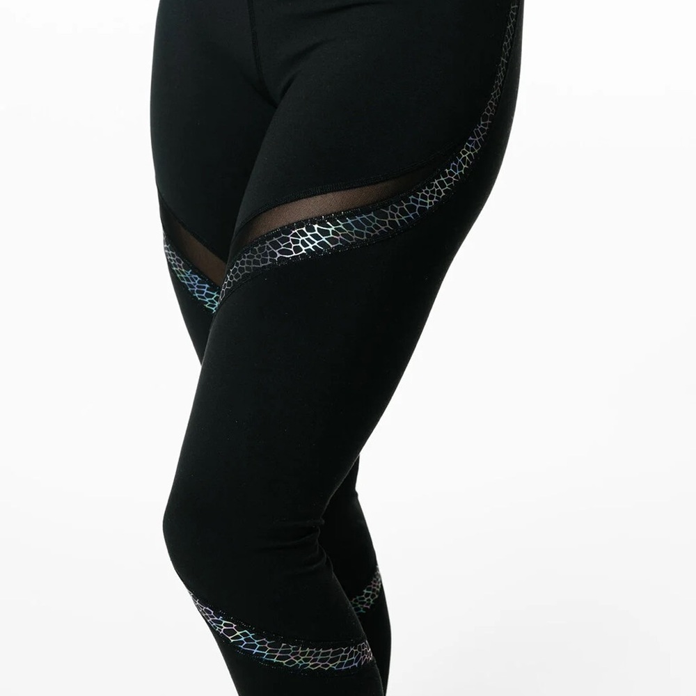 ZYIA Black Active Leggings size 8-10 serpent